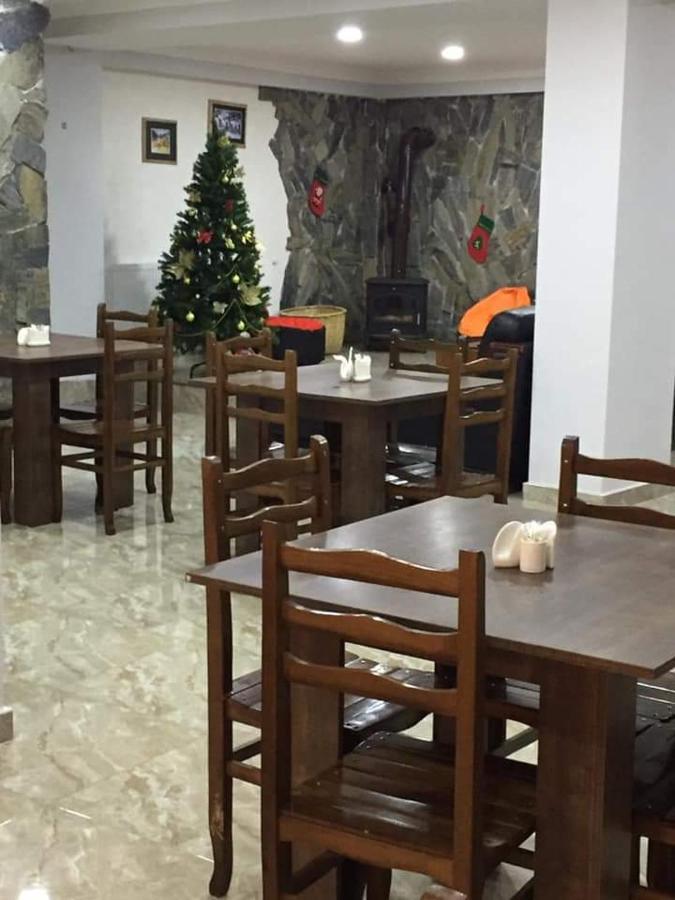 Guesthouse Gera Mestia Buitenkant foto